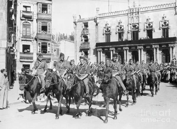Horse Art Print featuring the photograph Spanish Troops Celebrating Victory by Bettmann