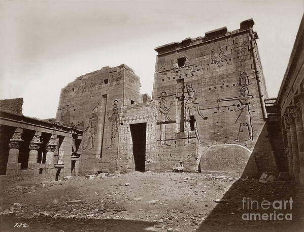 People Art Print featuring the photograph Temple Of Isis by Bettmann