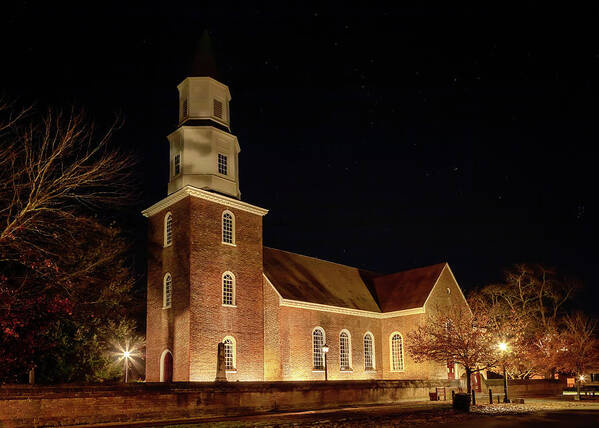 Colonial Williamsburg Art Print featuring the photograph Evening at Bruton Parish Church by Susan Rissi Tregoning