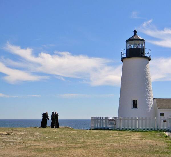 Pemaquid Lighthouse Art Print featuring the photograph Pemaquid Lighthouse Visitors by Jean Goodwin Brooks