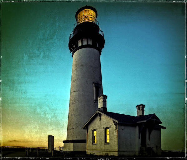 Yaquina Head Lighthouse Art Print featuring the photograph Yaquina Head Lighthouse At Sunset by Thom Zehrfeld