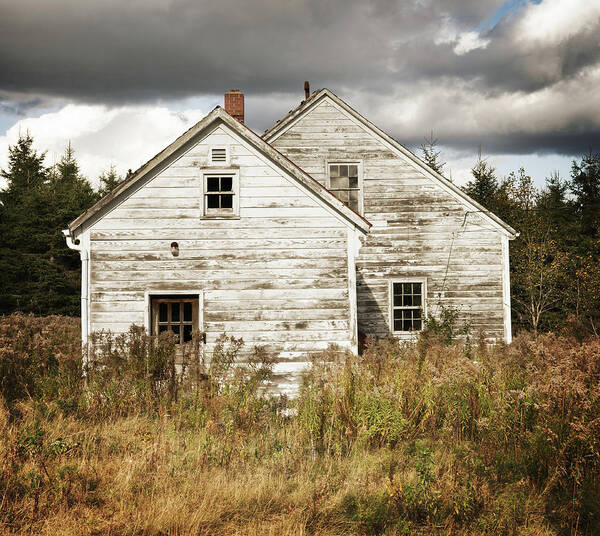 Outdoors Art Print featuring the photograph Abandoned Home by Shaunl