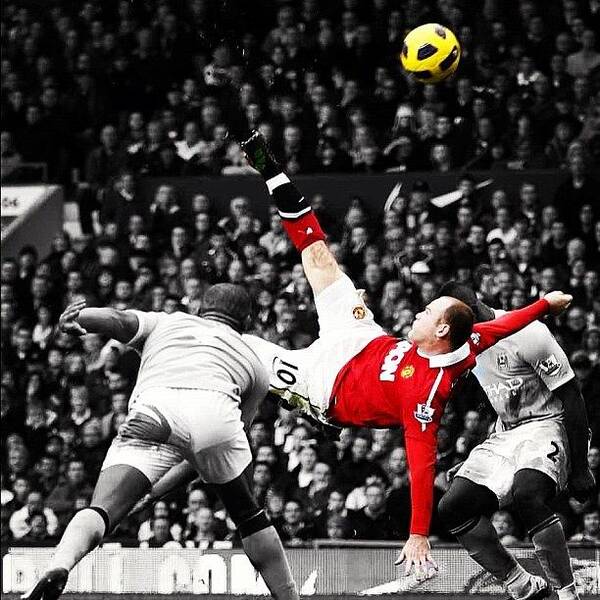 United Art Print featuring the photograph Wayne Rooney Overhead (colour Splash) by Paul Mcdonnell