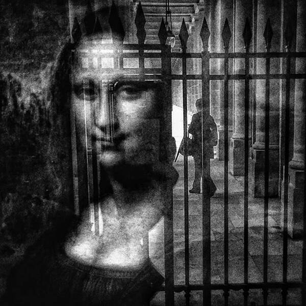 Streetleaks Art Print featuring the photograph Mona Lisa

#monalisa #cage #art by Rafa Rivas