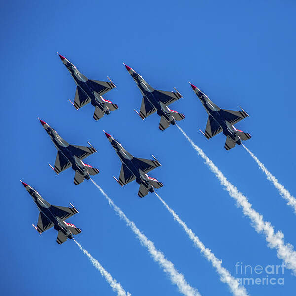 Wings Over Georgia Art Print featuring the photograph Thunderbirds Climb by Doug Sturgess