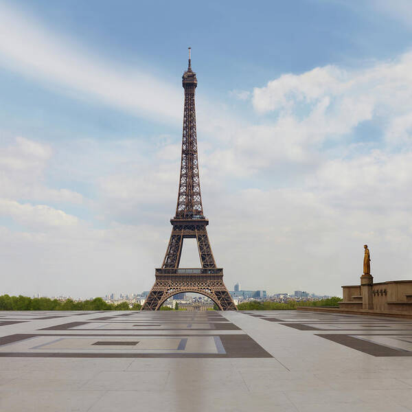 Eiffel Tower Art Print featuring the photograph The Eiffel Tower by Lwa