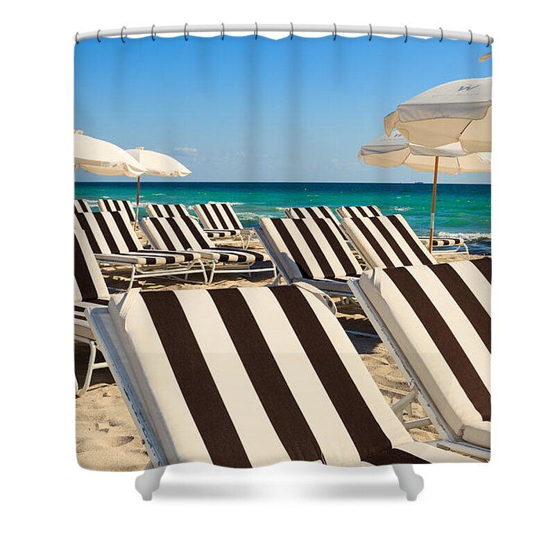 Chair Shower Curtain featuring the photograph Miami Beach by Raul Rodriguez