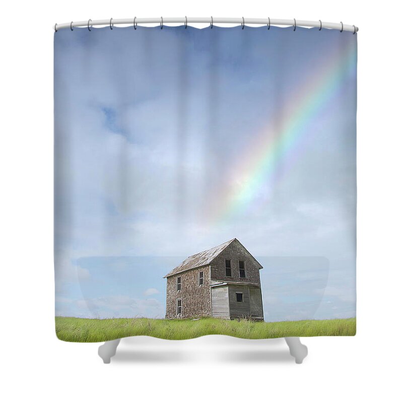 Scenics Shower Curtain featuring the photograph Abandoned Farmhouse With A Rainbow by Grant Faint