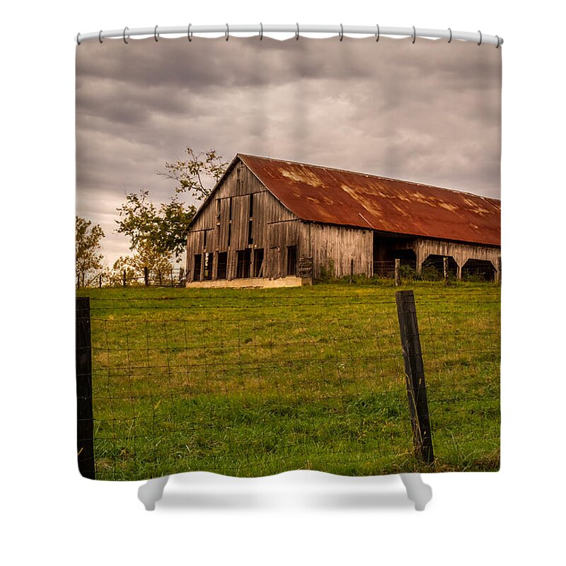 Barn Shower Curtain featuring the photograph Barn on the Hill by Ron Pate