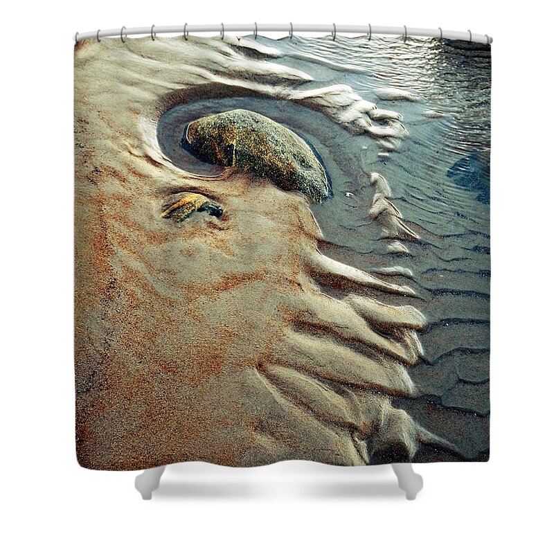 Marcia Lee Jones Shower Curtain featuring the photograph Beach Dreaming lll by Marcia Lee Jones