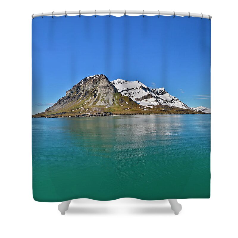 Scenics Shower Curtain featuring the photograph Beautiful Landscape Around Alkehornet by Darrell Gulin