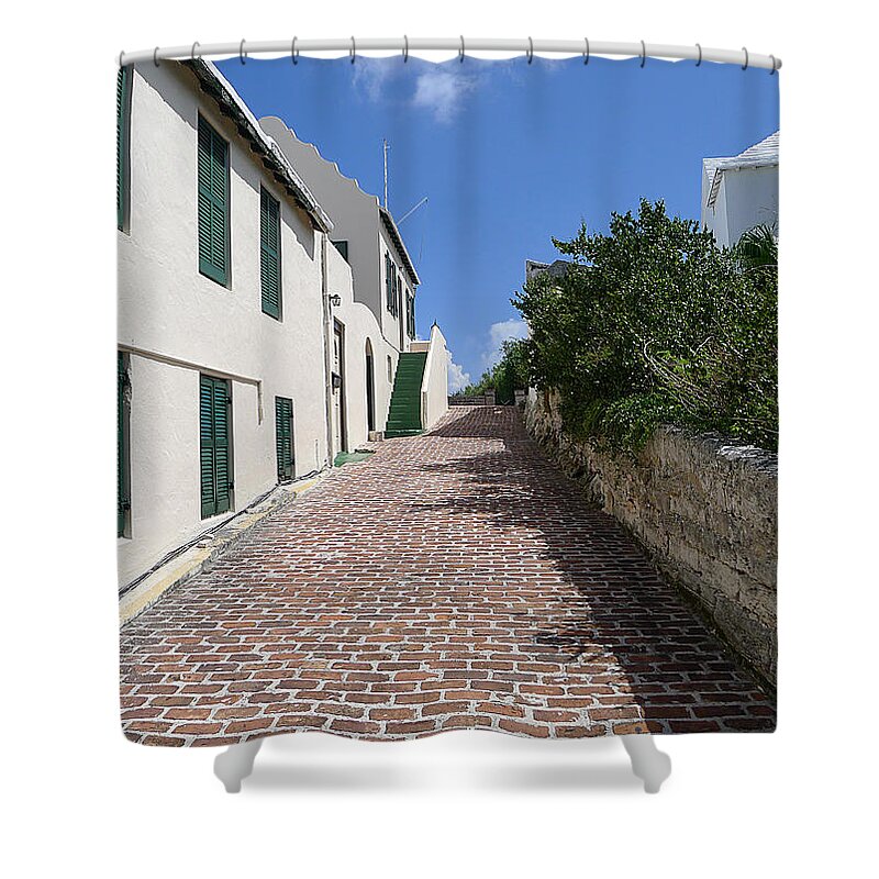 Bermuda Shower Curtain featuring the photograph Bermuda - St George's Street 2 by Richard Reeve