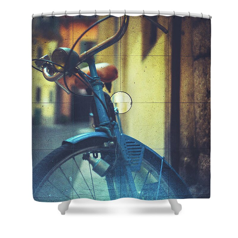 Focus Shower Curtain featuring the photograph Bicycle Seen Through A Vintage Camera by Moreiso