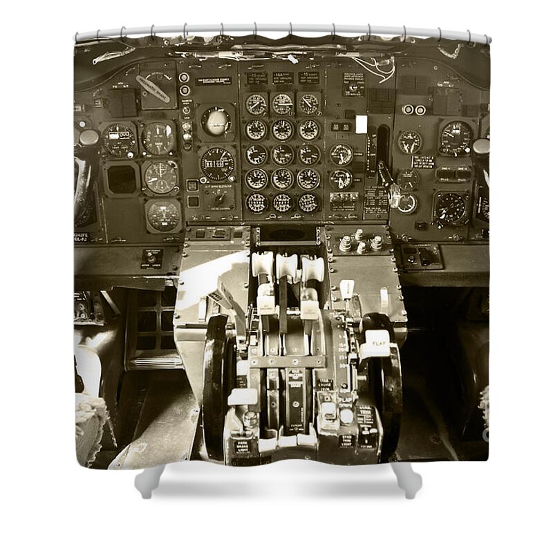 Boeing Shower Curtain featuring the photograph Boeing B727 Cockpit by Micah May