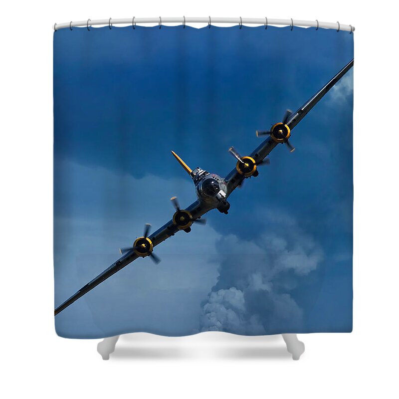 Designs Similar to Boeing B-17 Flying Fortress