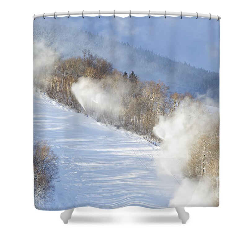 Blowing Snow Shower Curtain featuring the photograph Cannon Mountain Ski Area - Franconia Notch State Park New Hampshire by Erin Paul Donovan