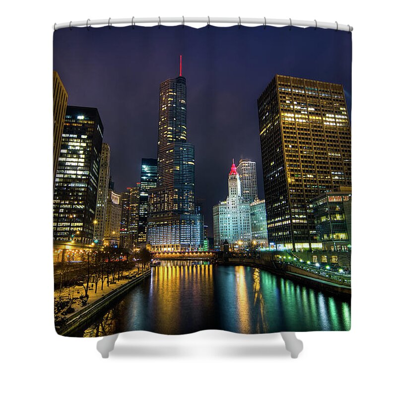 Tranquility Shower Curtain featuring the photograph Chicago River Cityscape by Romeo Banias