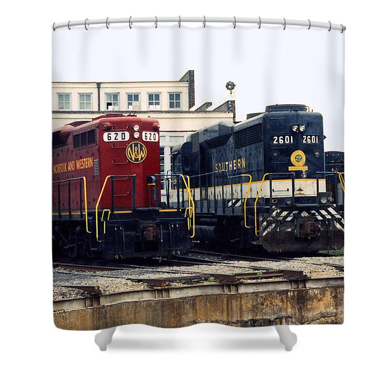 Trains Shower Curtain featuring the photograph Cousins by Richard Rizzo