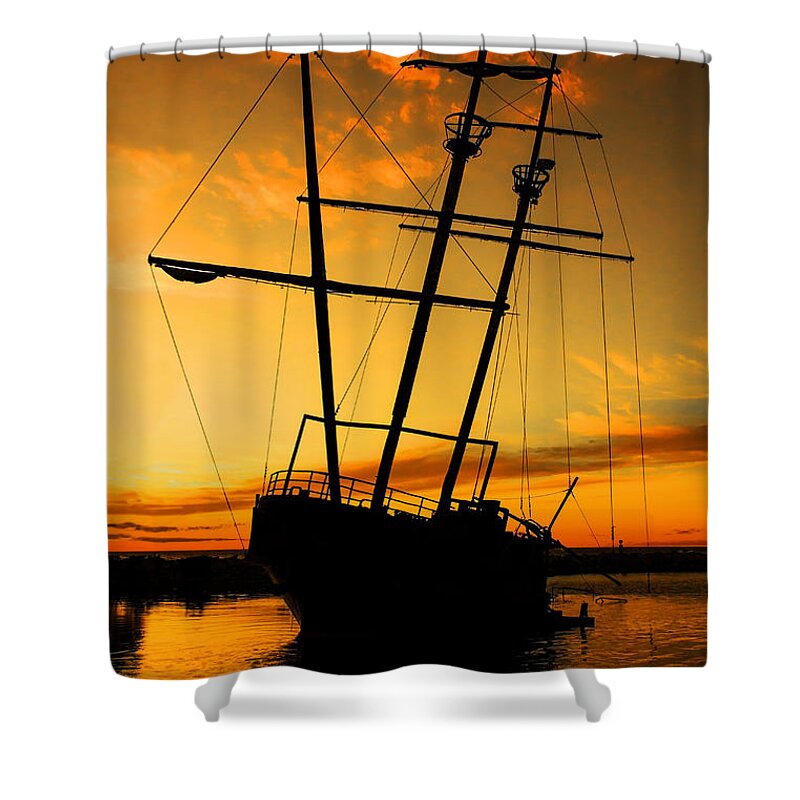Ship Shower Curtain featuring the photograph Crow's Nest by Barbara McMahon