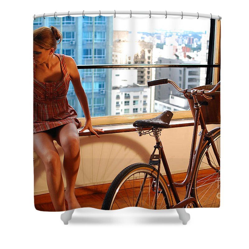 Ciclista Shower Curtain featuring the photograph Cycle Introspection by Carlos Alkmin