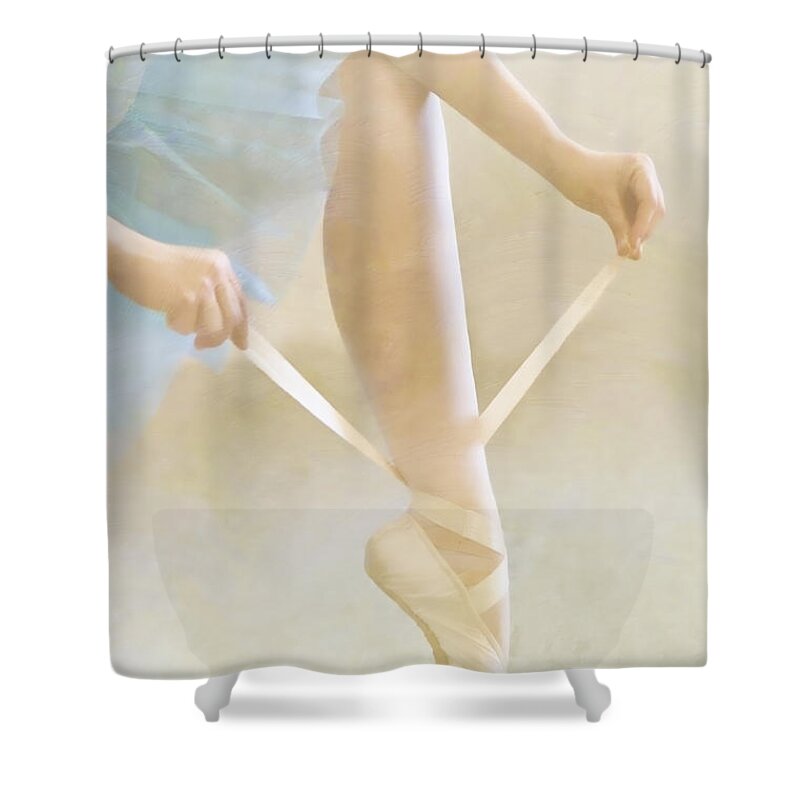 Ballet Shower Curtain featuring the photograph Pointe - D009020-b by Daniel Dempster