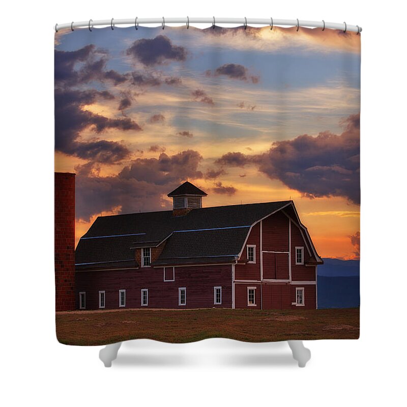 Barn Shower Curtain featuring the photograph Danny's Barn by Darren White