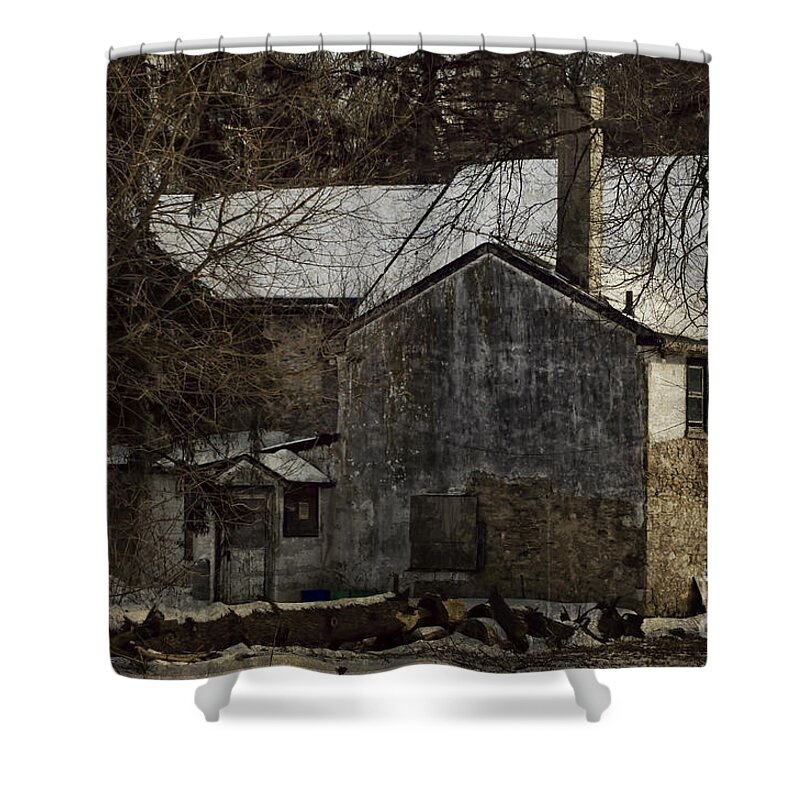 House Shower Curtain featuring the photograph Deserted 2 by Judy Wolinsky