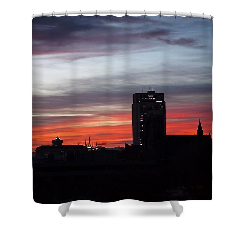 Slc Shower Curtain featuring the photograph Downtown Glow by Rona Black
