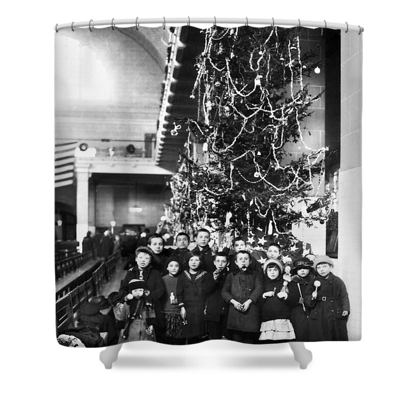 1920 Shower Curtain featuring the photograph Ellis Island: Christmas, 1920 by Granger