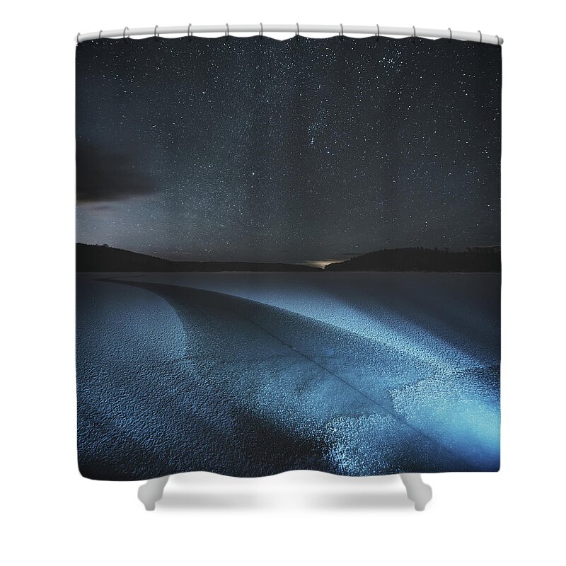 Scenics Shower Curtain featuring the photograph Fracture In Winter Lake by Shaunl
