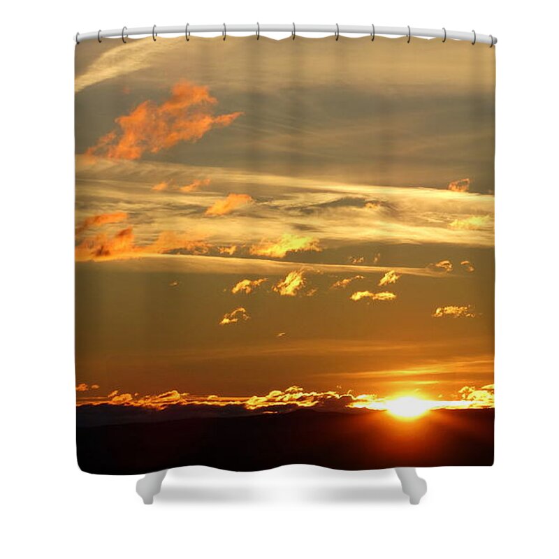Dawn Shower Curtain featuring the photograph Glorious Light by Fiskr Larsen