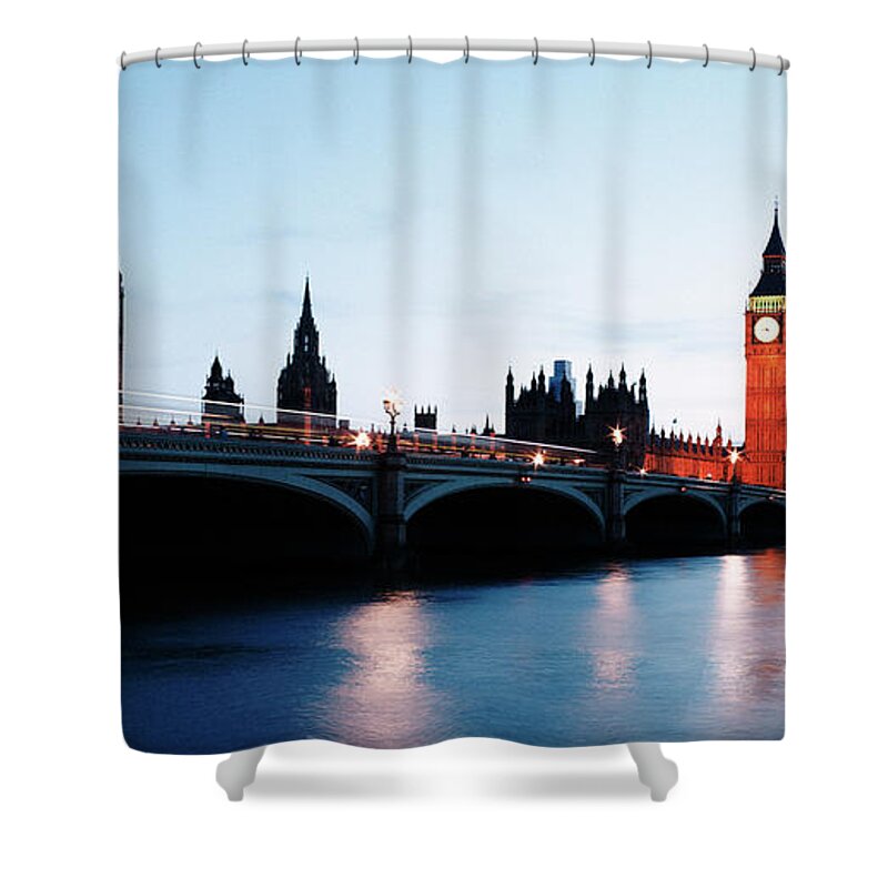 Arch Shower Curtain featuring the photograph Houses Of Parliament And River Thames by Gary Yeowell
