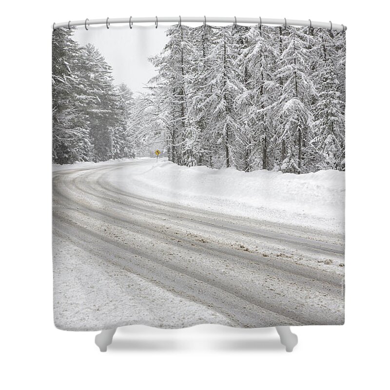 Kancamagus Scenic Byway Shower Curtain featuring the photograph Kancamagus Scenic Byway - White Mountains New Hampshire USA by Erin Paul Donovan