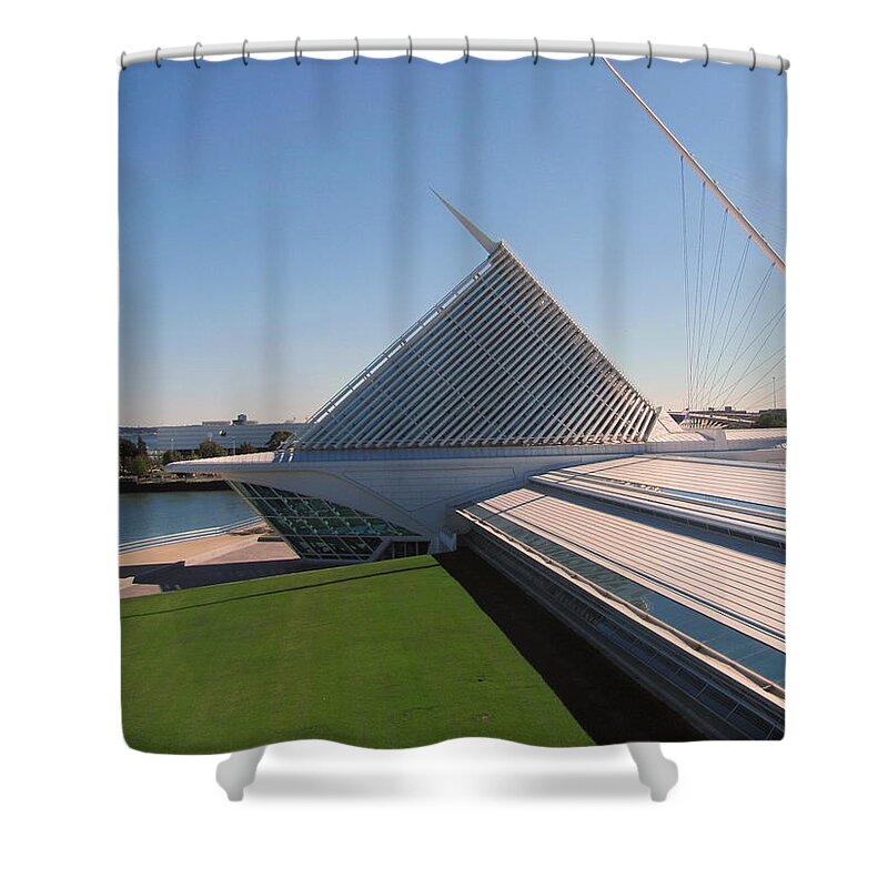 Mam Shower Curtain featuring the photograph Milwaukee Art Museum bow side 2 by Anita Burgermeister