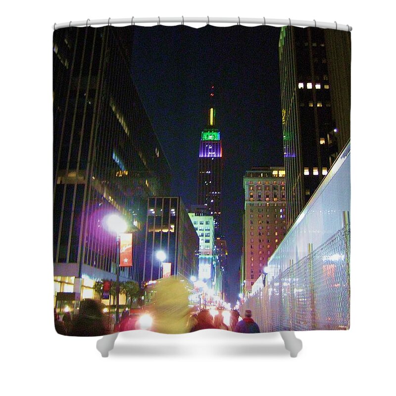 City Shower Curtain featuring the photograph New York - New York by Susan Carella