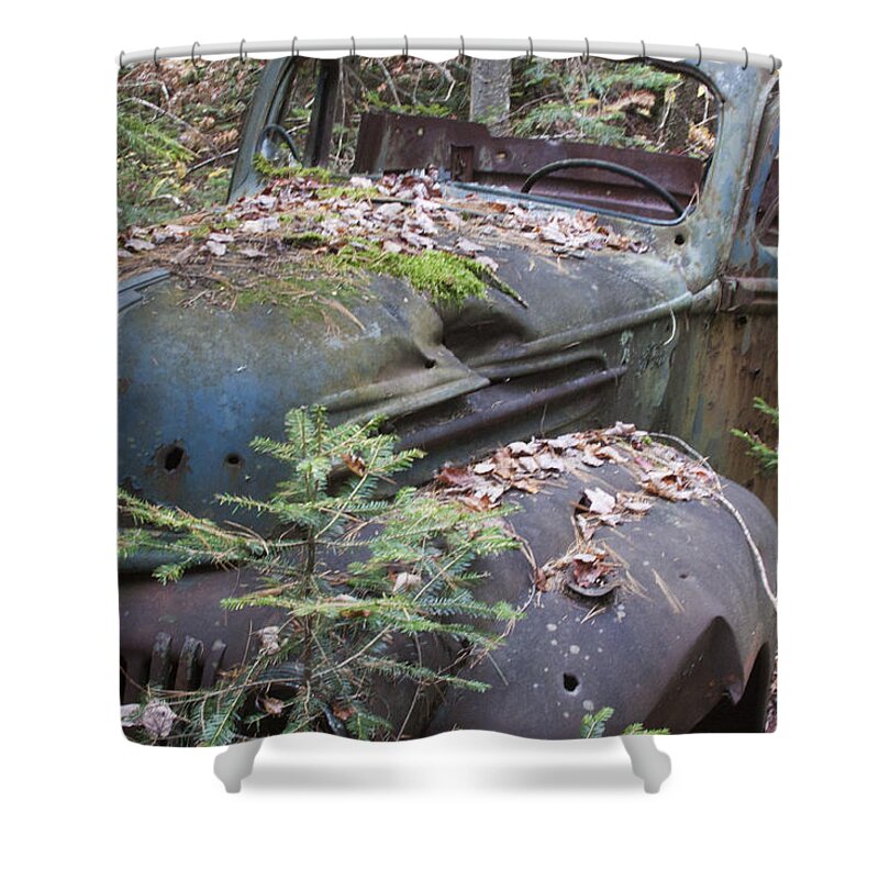 Truck Shower Curtain featuring the photograph NYPD Truck by Jean Macaluso