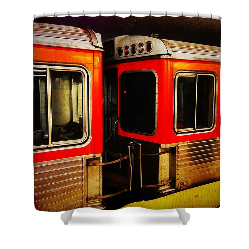 Philadelphia Shower Curtain featuring the photograph Philadelphia - Subway Train 1 by Richard Reeve