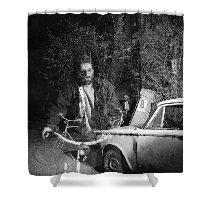 Ghost Shower Curtain featuring the photograph Photo ghost by Dragan Kudjerski