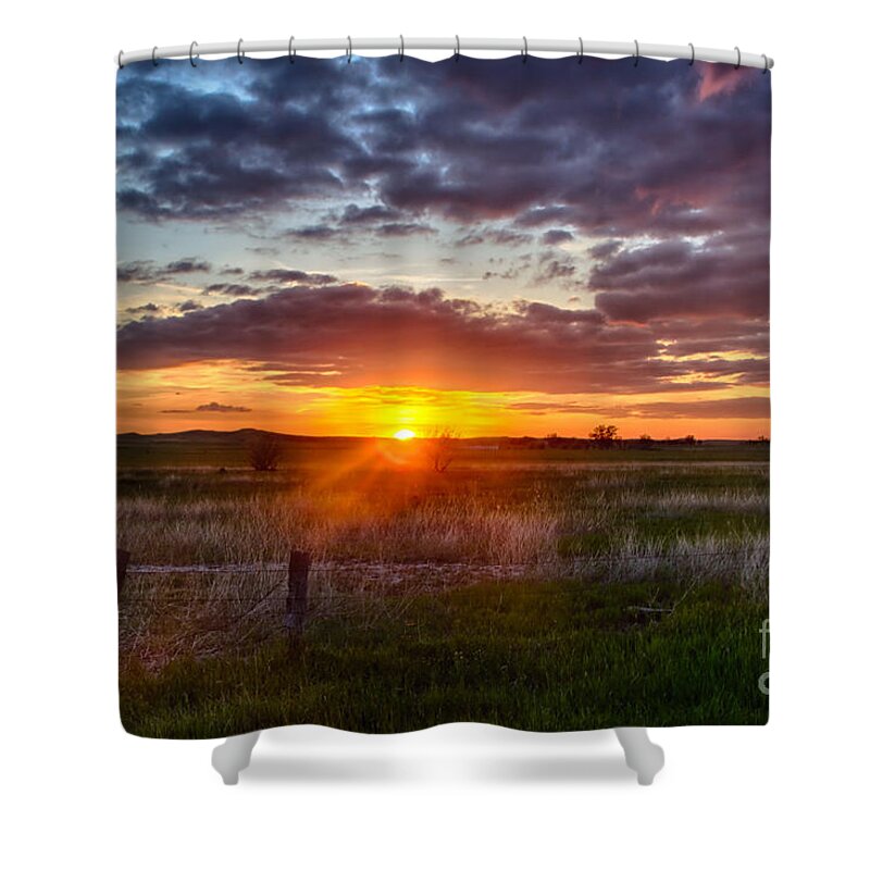 Sunset Shower Curtain featuring the photograph Plains Sunset by Steve Triplett