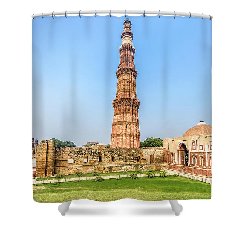 Arch Shower Curtain featuring the photograph Qutub Minar Delhi India by Mlenny