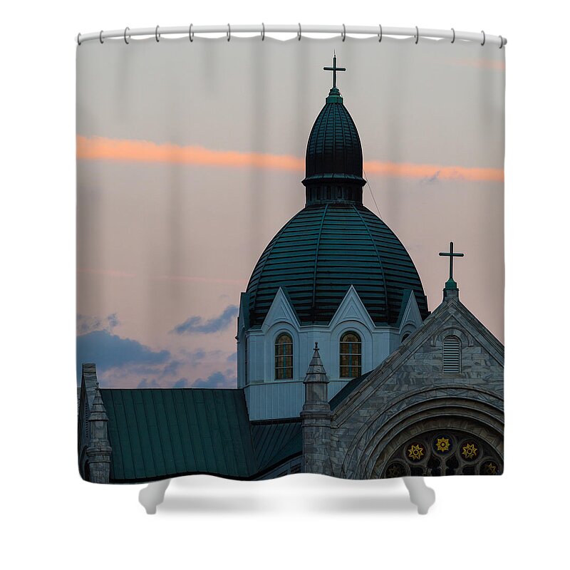 Architectural Features Shower Curtain featuring the photograph Sacred Heart at Sundown by Ed Gleichman