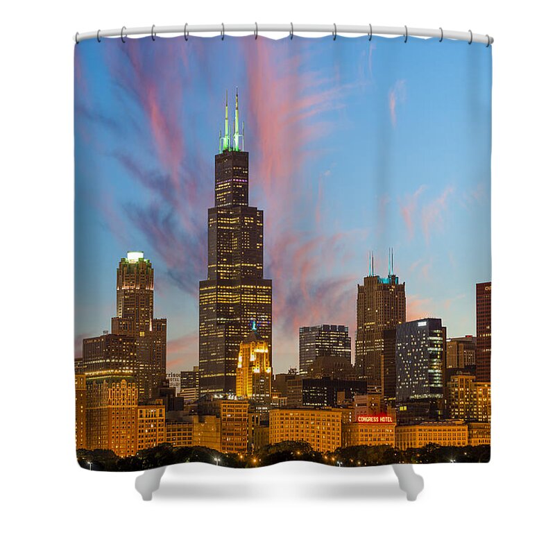 Chicago Skyline Shower Curtain featuring the photograph Sears Tower Sunset by Sebastian Musial