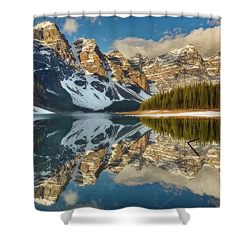 Scenics Shower Curtain featuring the photograph Snow Clings To Shoreline Of Mountain by Ascentxmedia