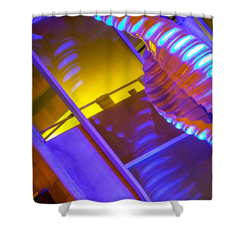  Shower Curtain featuring the photograph Spiral by Raymond Kunst