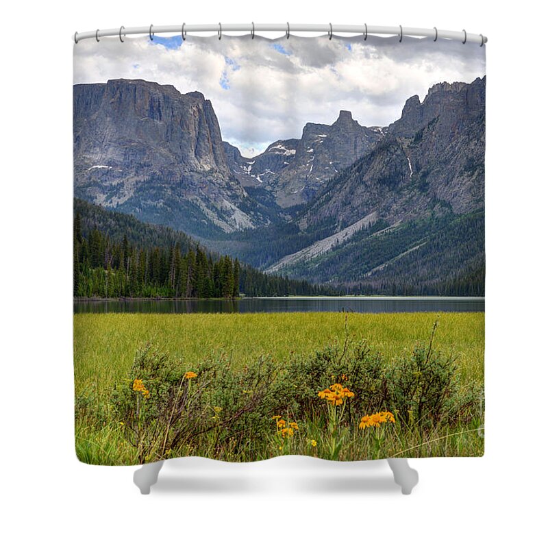 Wind River Range Shower Curtain featuring the photograph Squaretop Mountain and Upper Green River Lake by Gary Whitton