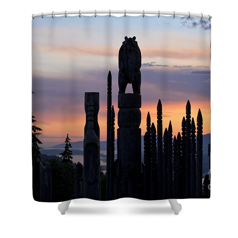 Totems Shower Curtain featuring the photograph Standing Tall at Sunset by Maria Janicki