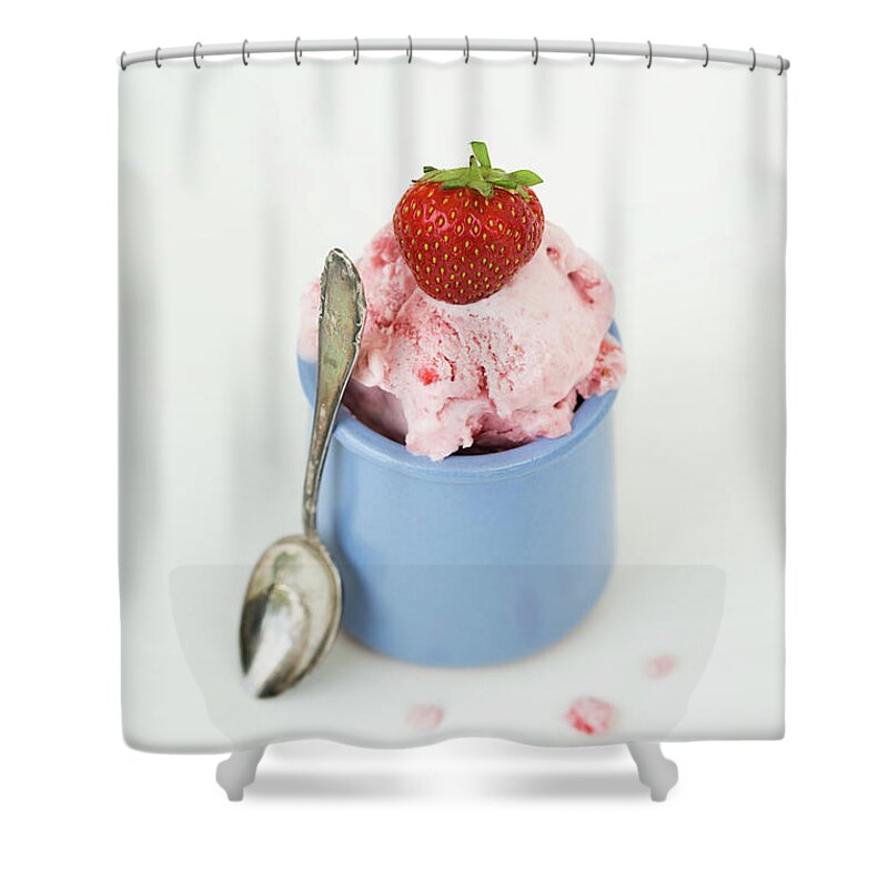 Close-up Shower Curtain featuring the photograph Strawberry Ice Cream In Blue Cup, Spoon by Westend61