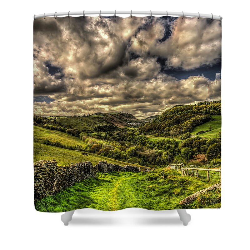 Deri Shower Curtain featuring the photograph Valley View by Steve Purnell