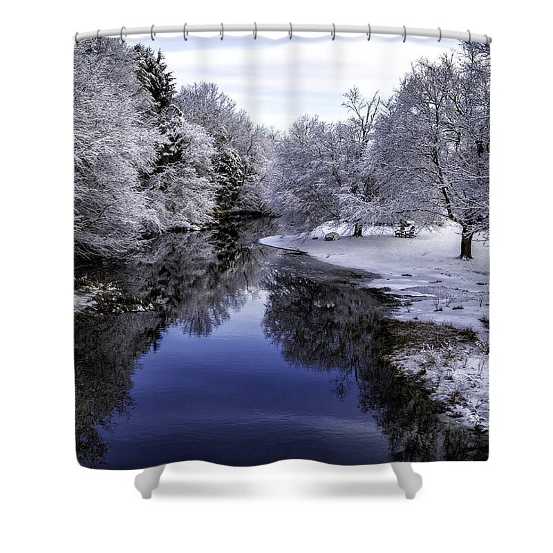 Landscape Shower Curtain featuring the photograph Winter Wonderland 7004 by Karen Celella