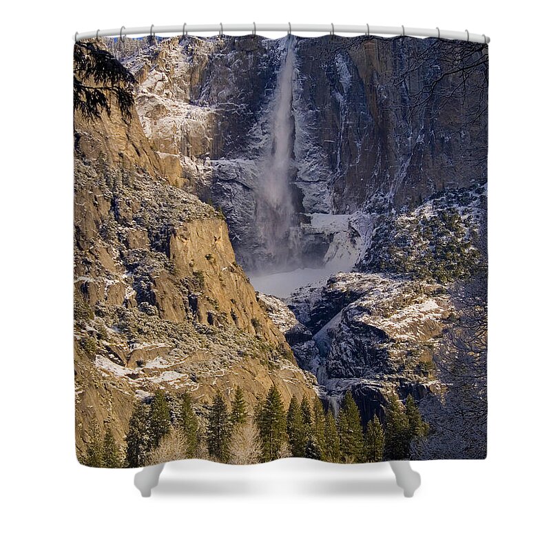 Yosemite Shower Curtain featuring the photograph Yosemite's Splendor by Bill Gallagher